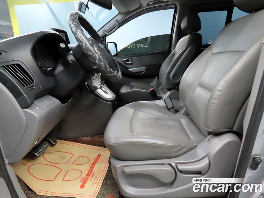 Hyundai Starex 2013