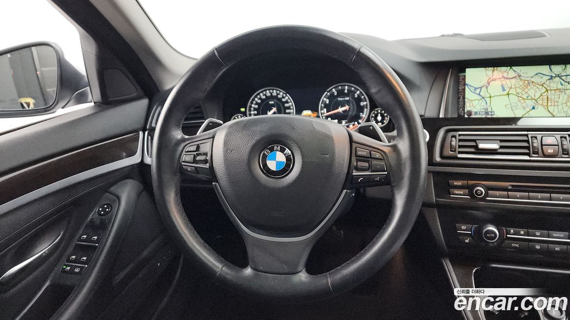 BMW 5-Series 2015