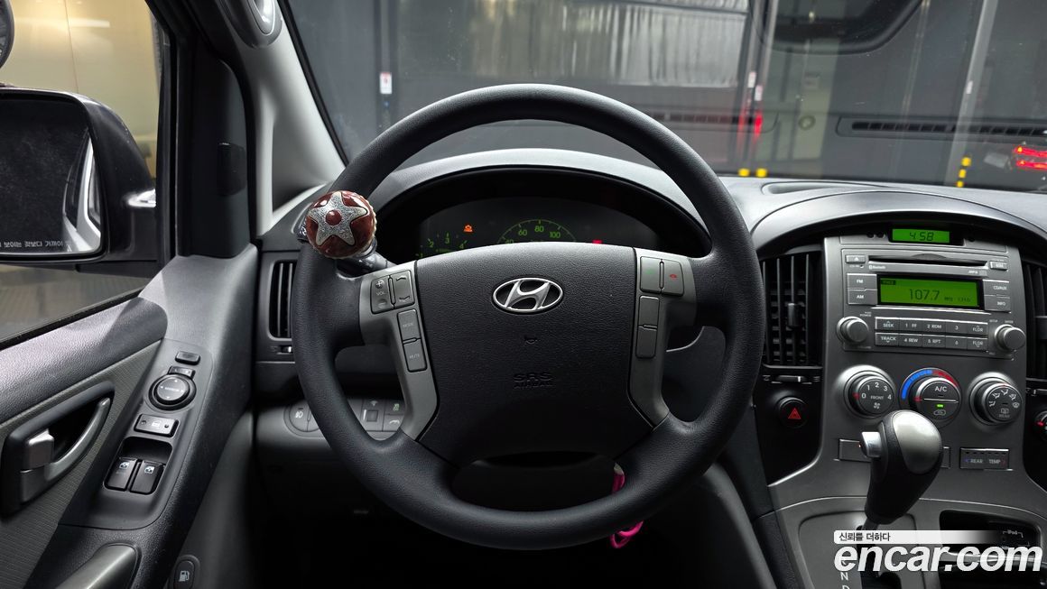 Hyundai Starex 2015