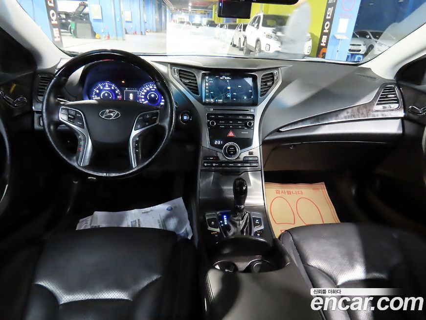 Hyundai Grandeur 2015