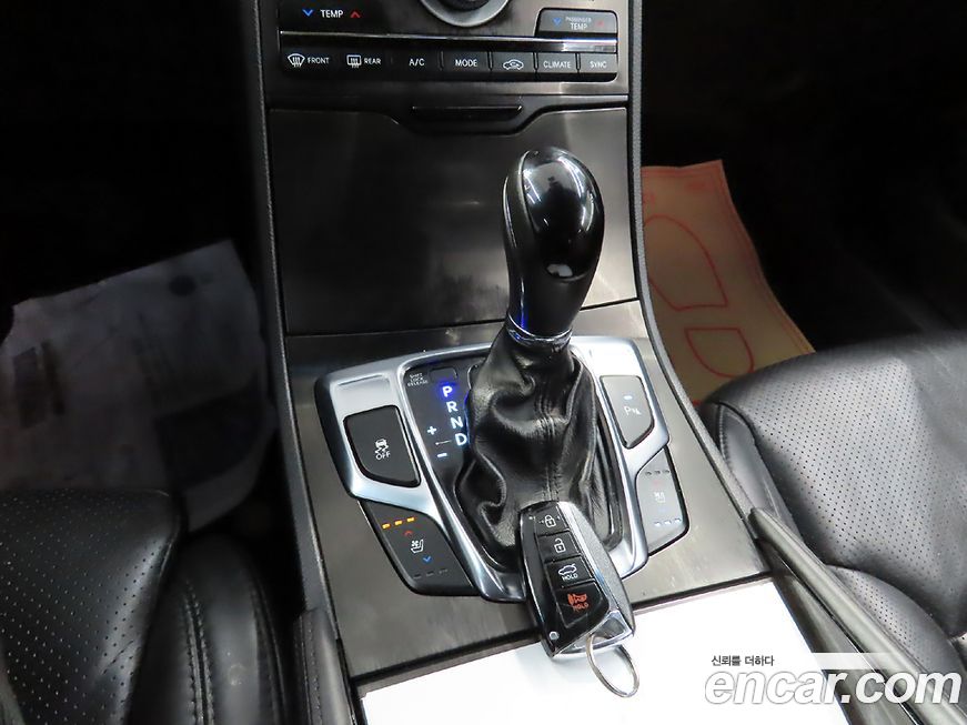 Hyundai Grandeur 2015