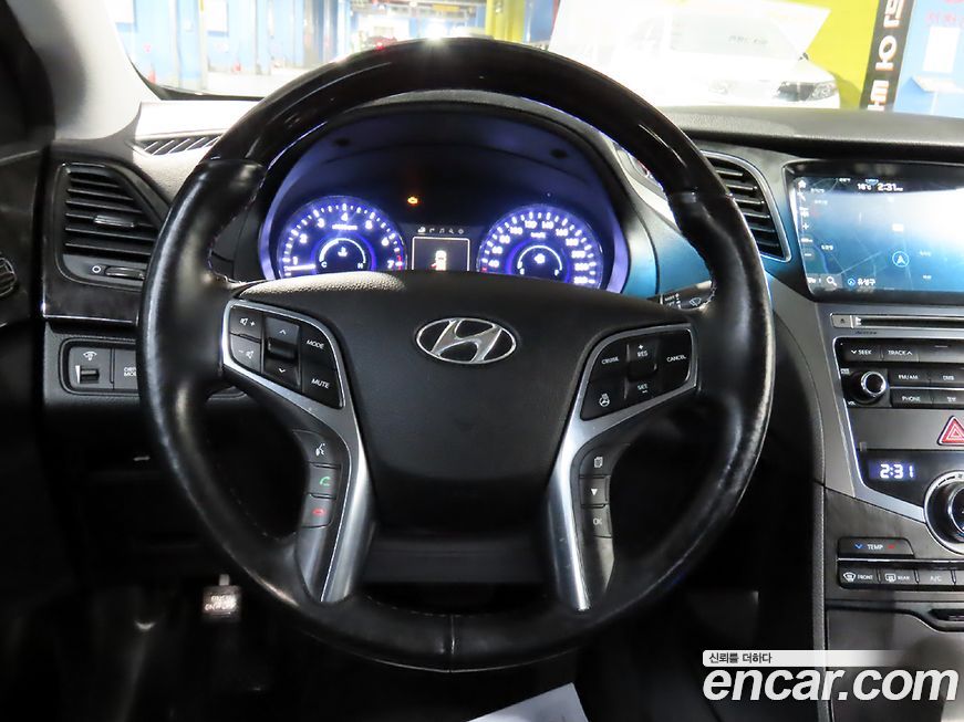 Hyundai Grandeur 2015
