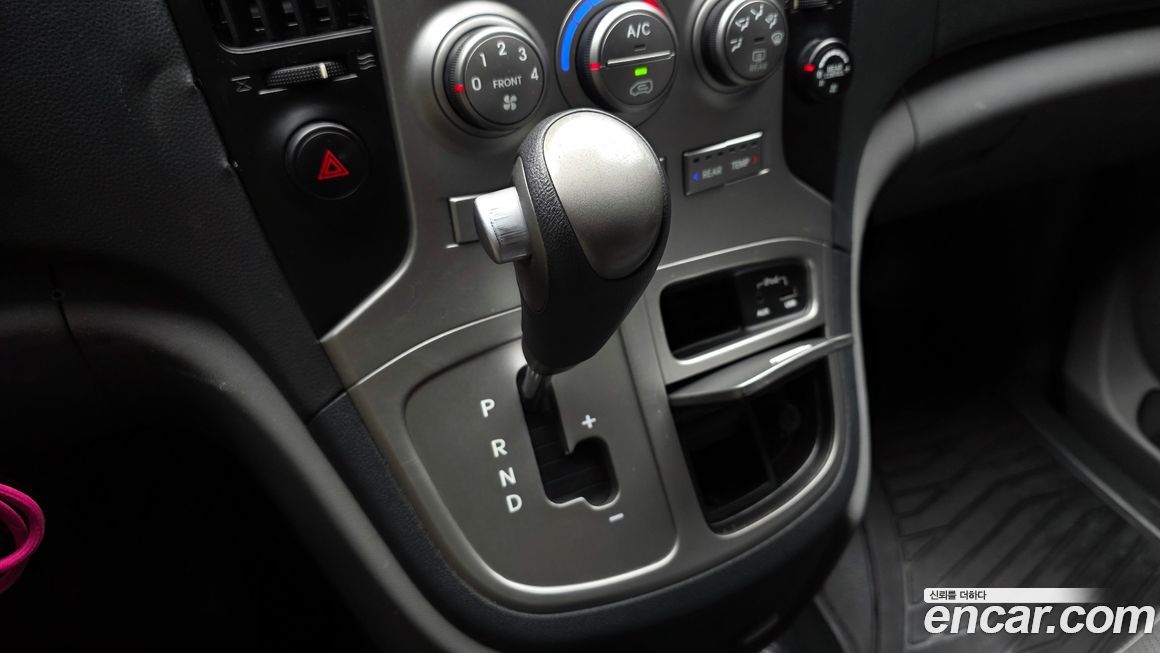 Hyundai Starex 2015
