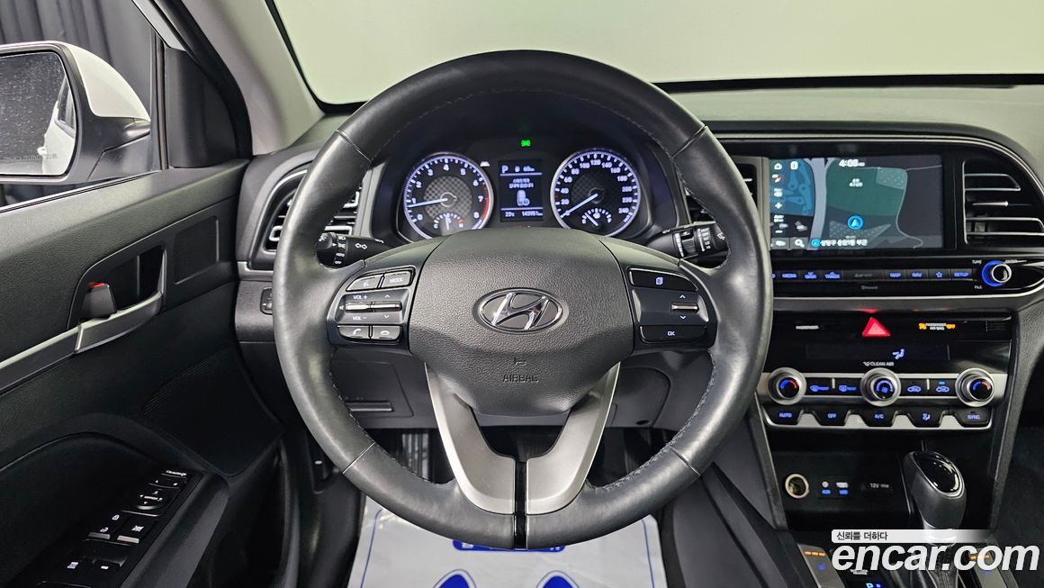 Hyundai AVANTE 2019