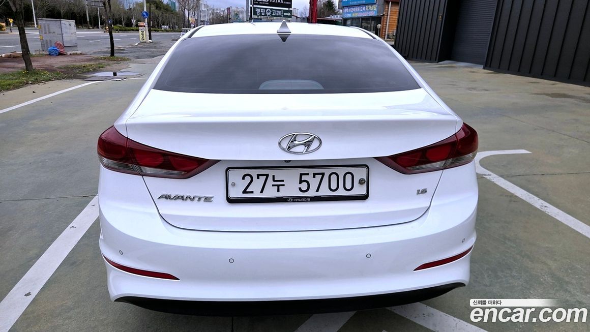 Hyundai AVANTE 2018