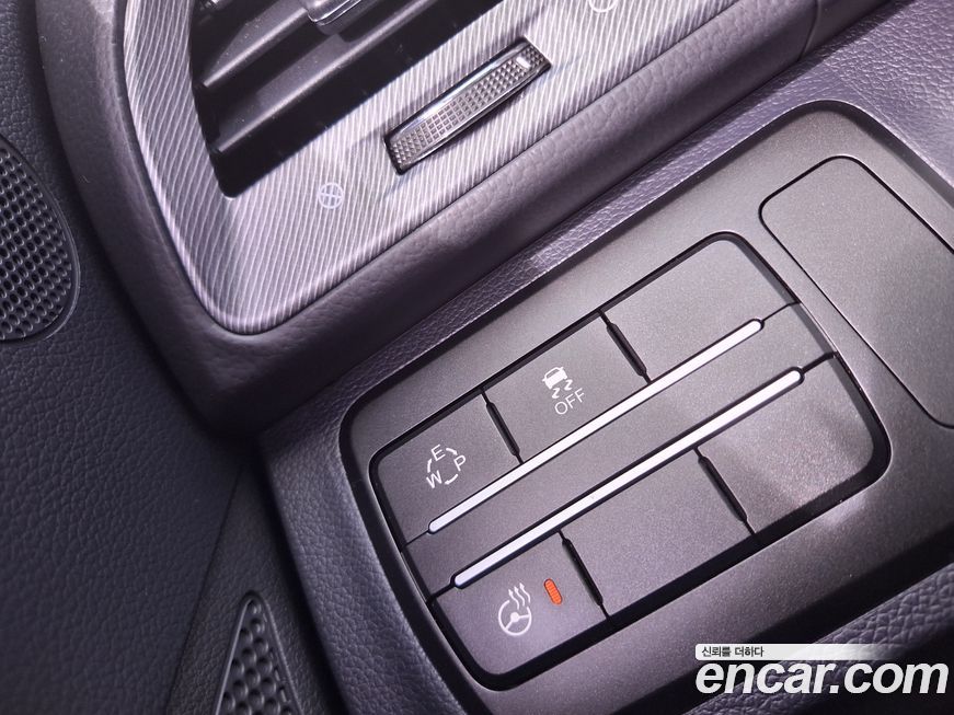 KG_Mobility_Ssangyong TIBOLI 2017