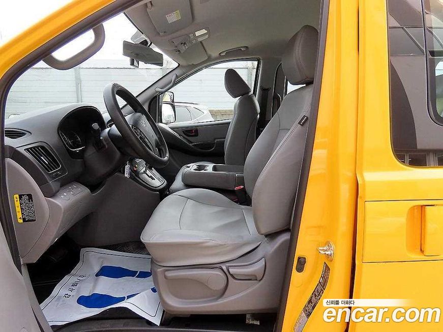 Hyundai Starex 2019