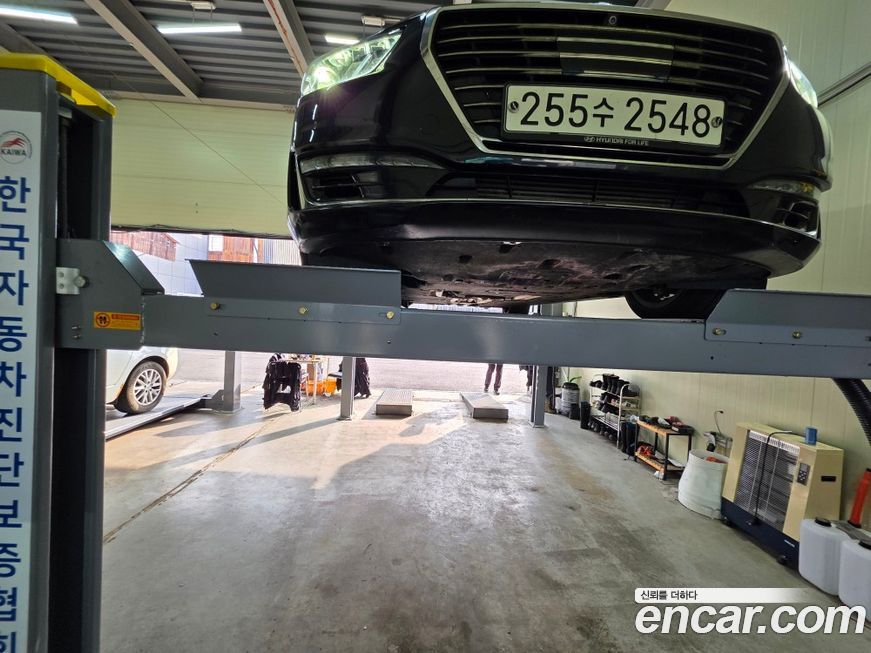 Genesis EQ900 2016