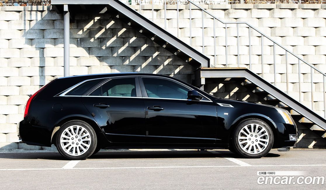 Cadillac CTS 2010