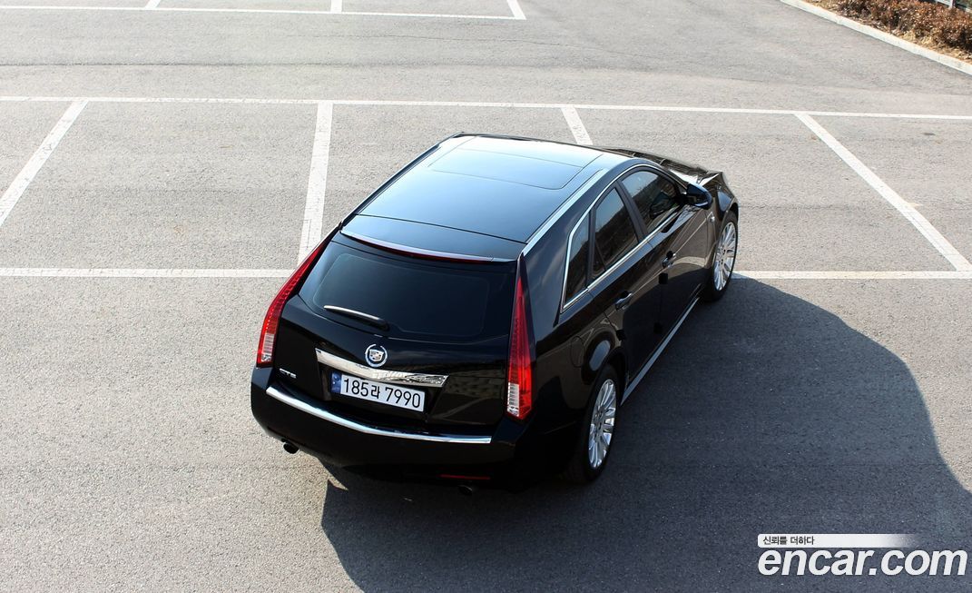 Cadillac CTS 2010