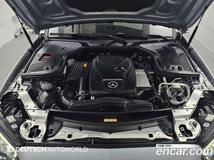 Mercedes-Benz E-Class 2021