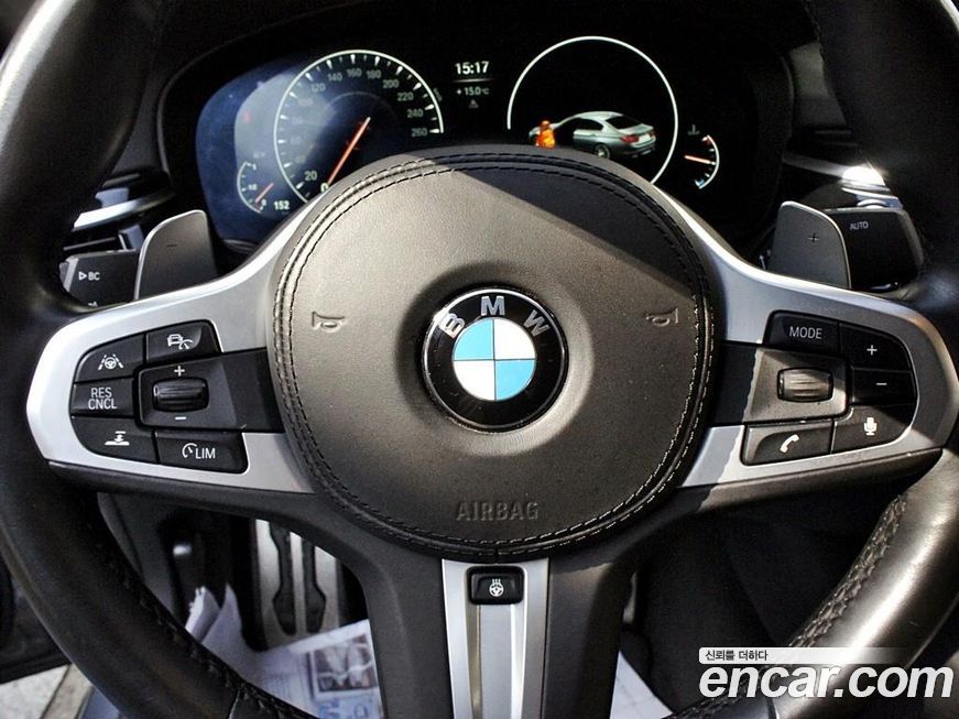 BMW 5-Series 2019