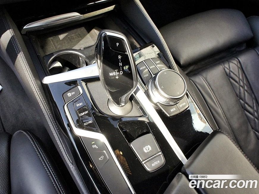 BMW 5-Series 2019