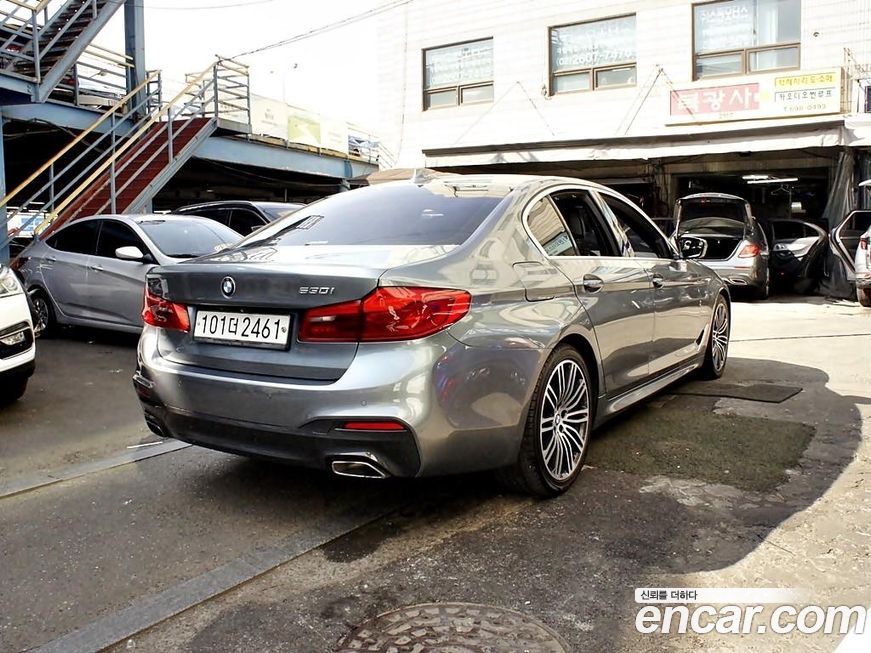 BMW 5-Series 2019