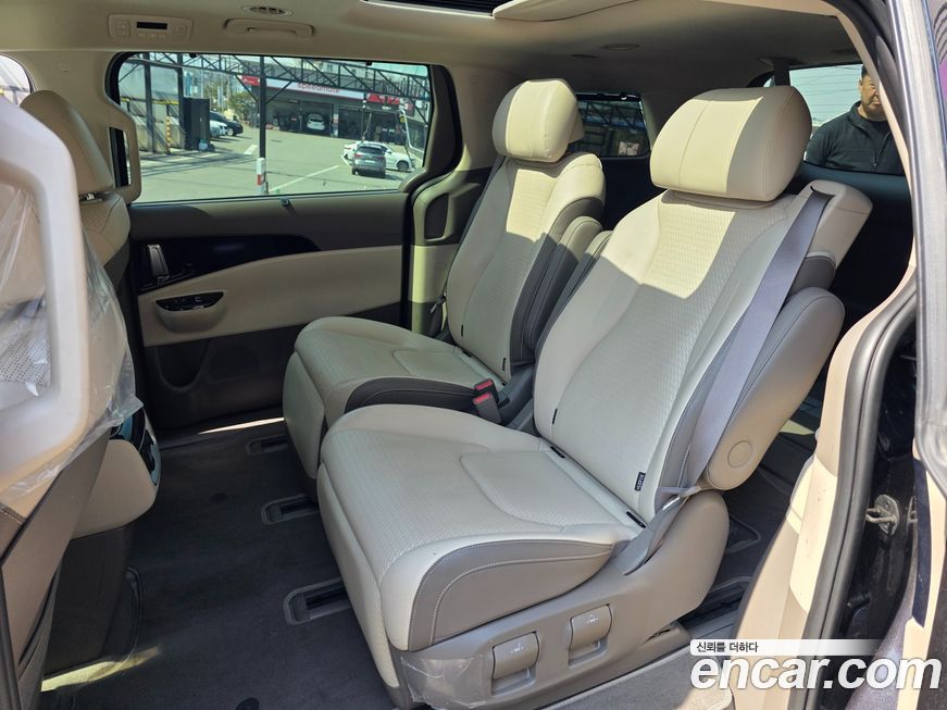 Kia Canival 2023