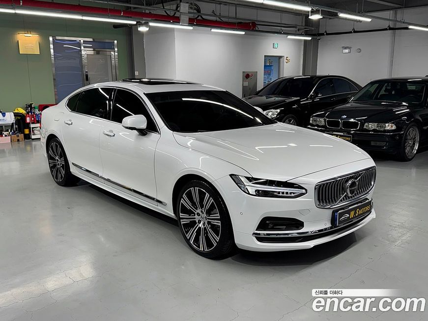 Volvo S90 2023