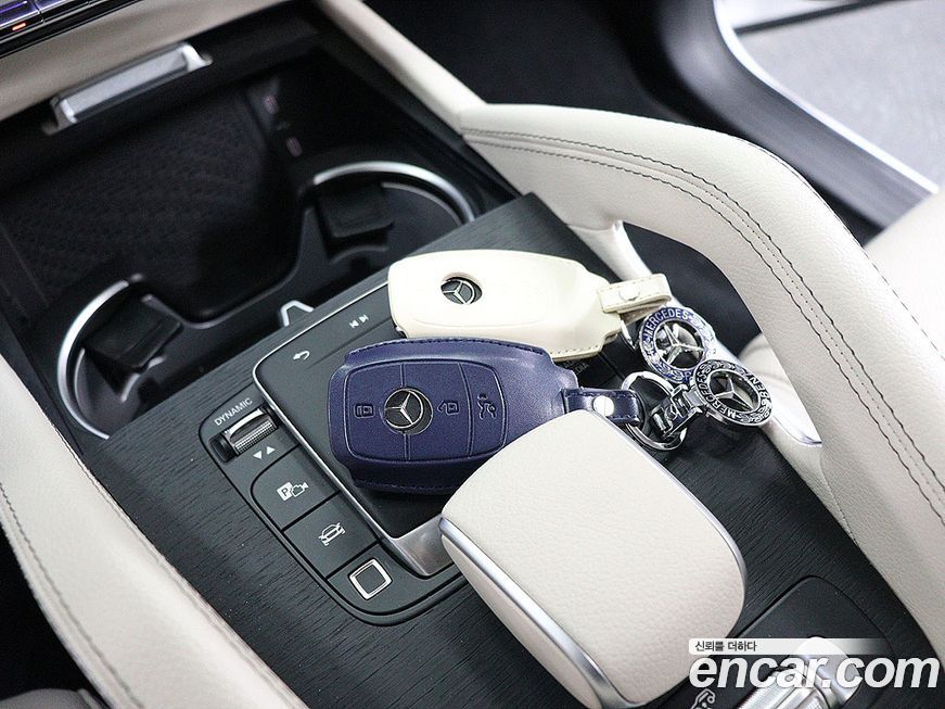 Mercedes-Benz GLE-Class 2025