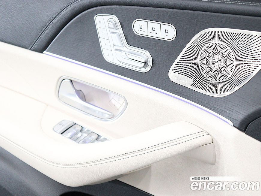 Mercedes-Benz GLE-Class 2025