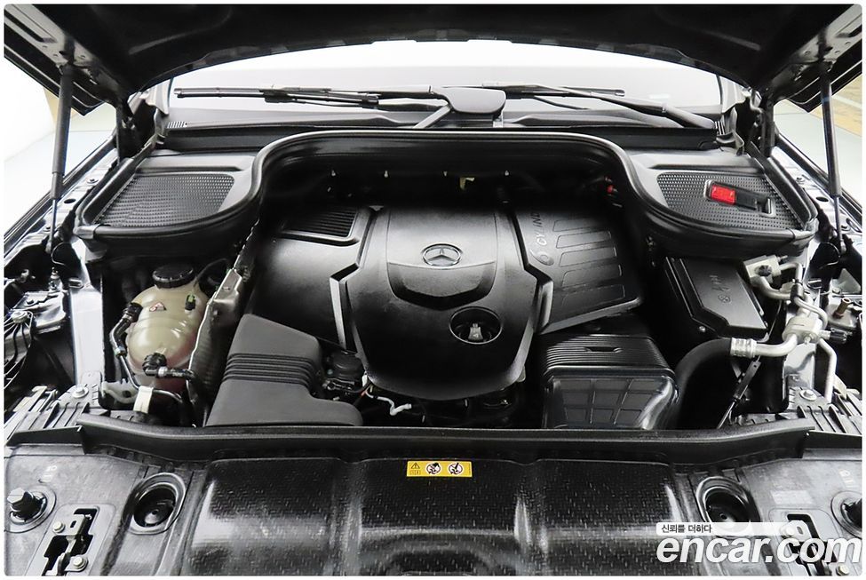 Mercedes-Benz GLE-Class 2021