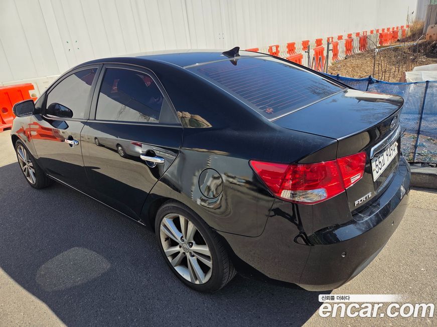 Kia Porte 2011