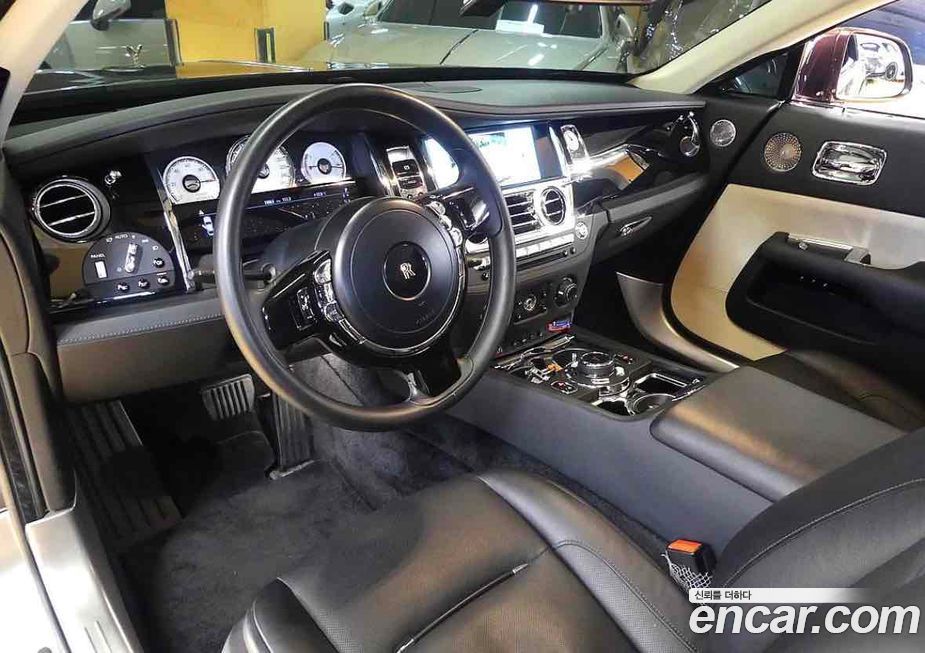 Rolls-Royce Wraith 2016