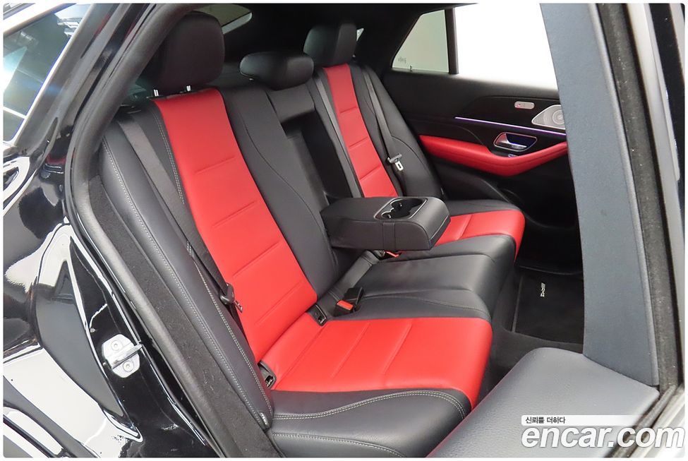 Mercedes-Benz GLE-Class 2021