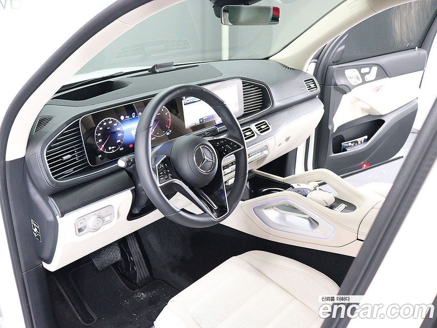 Mercedes-Benz GLE-Class 2025