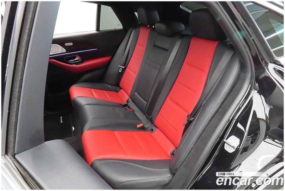 Mercedes-Benz GLE-Class 2021