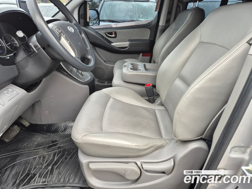 Hyundai Starex 2016