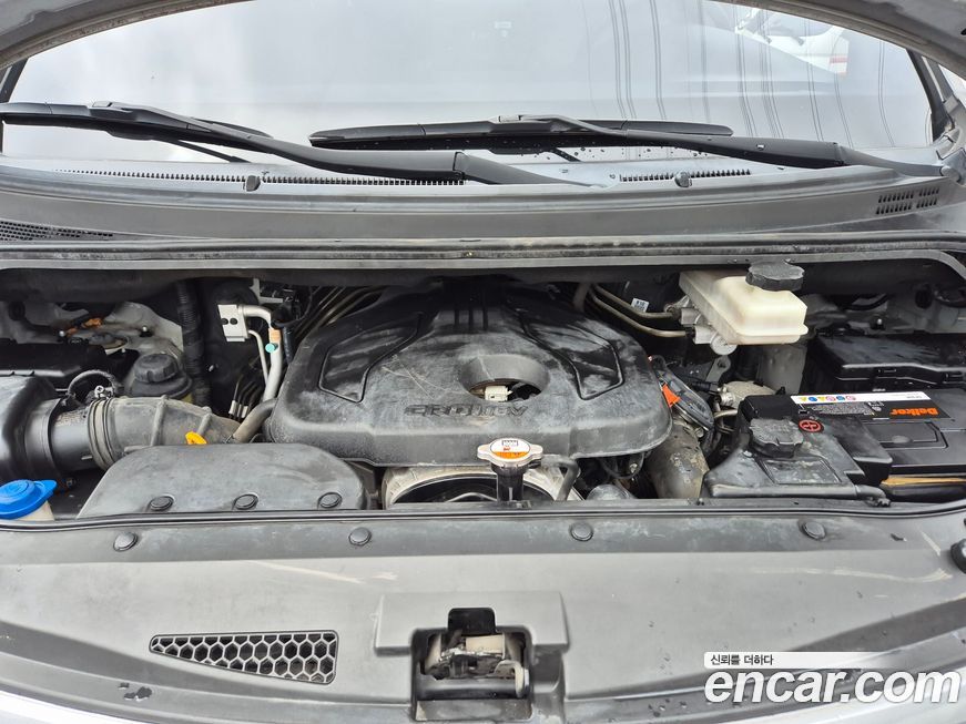 Hyundai Starex 2016