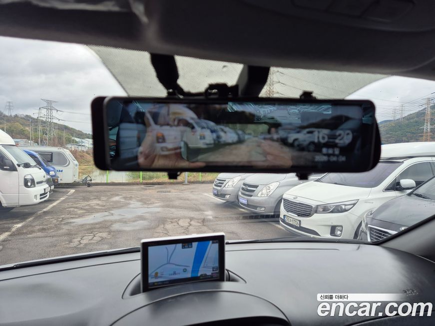 Hyundai Starex 2016