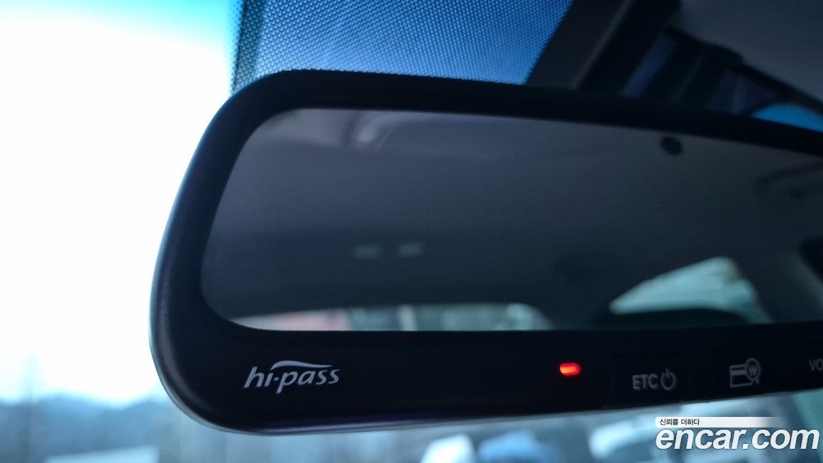 Hyundai Genesis 2012