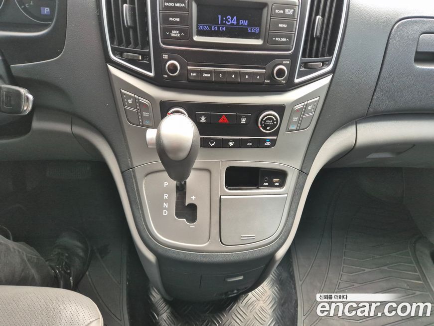 Hyundai Starex 2016