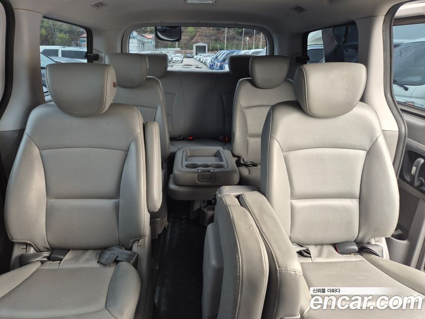 Hyundai Starex 2016