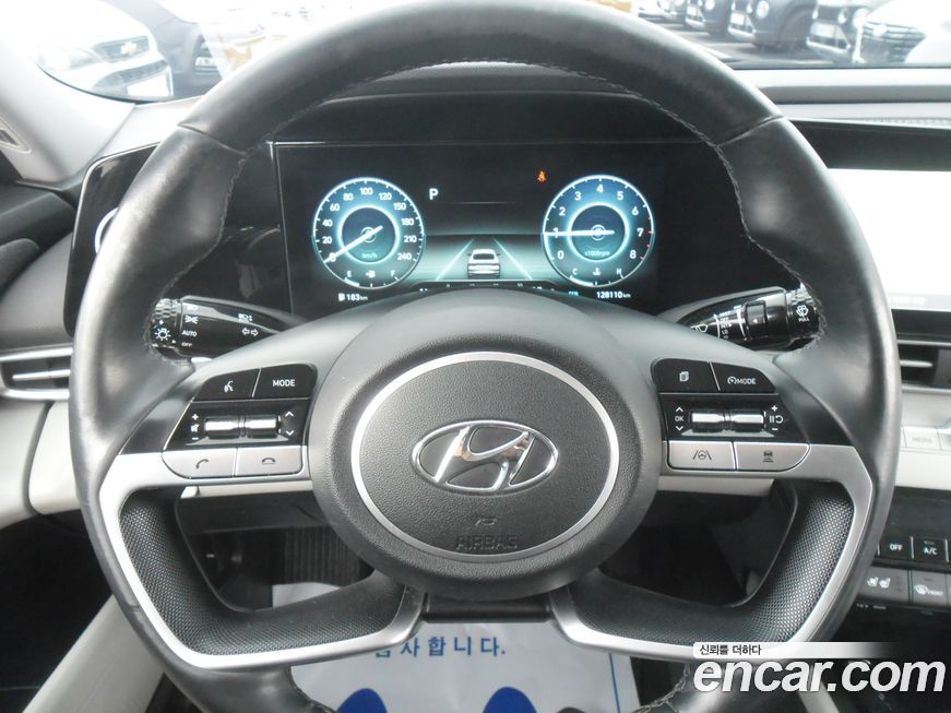 Hyundai AVANTE 2022