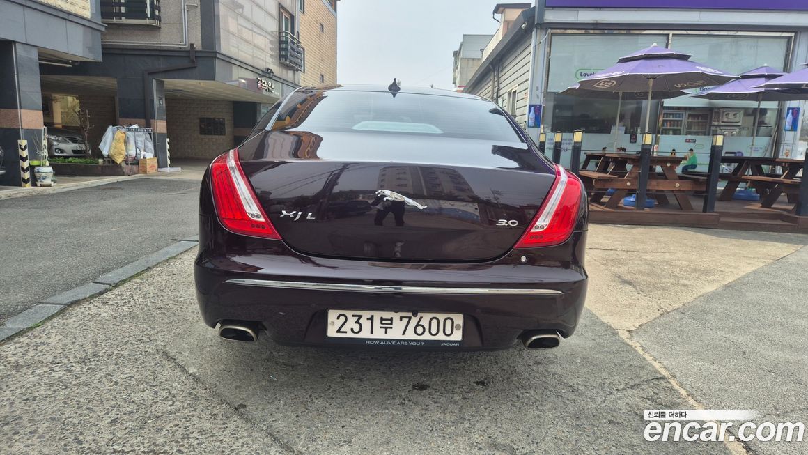 Jaguar XJ 2013