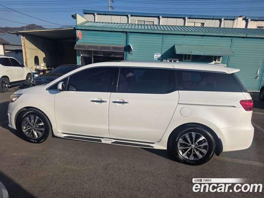 Kia Canival 2016