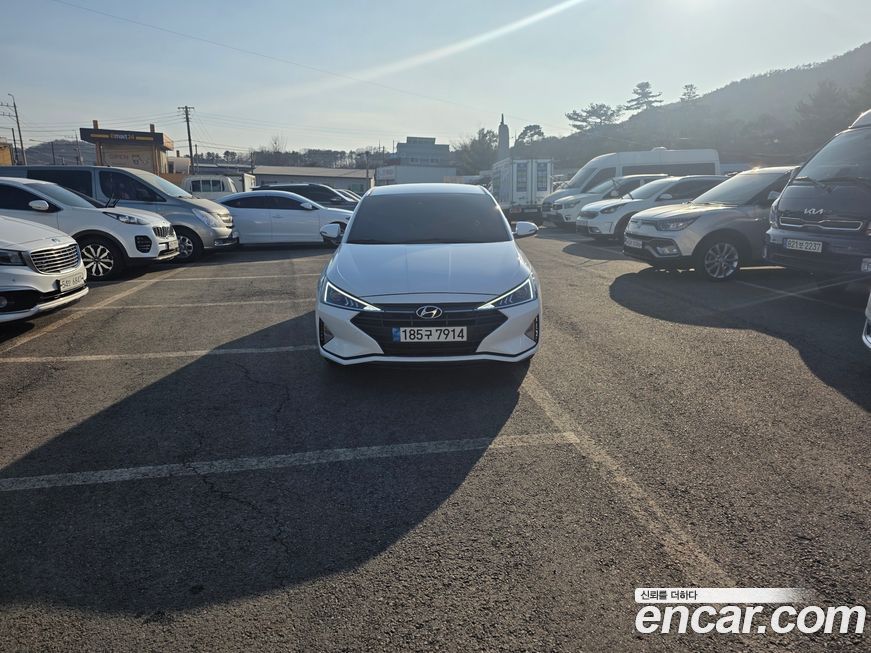 Hyundai AVANTE 2019