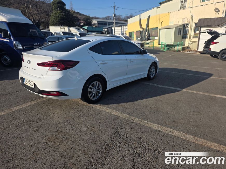 Hyundai AVANTE 2019