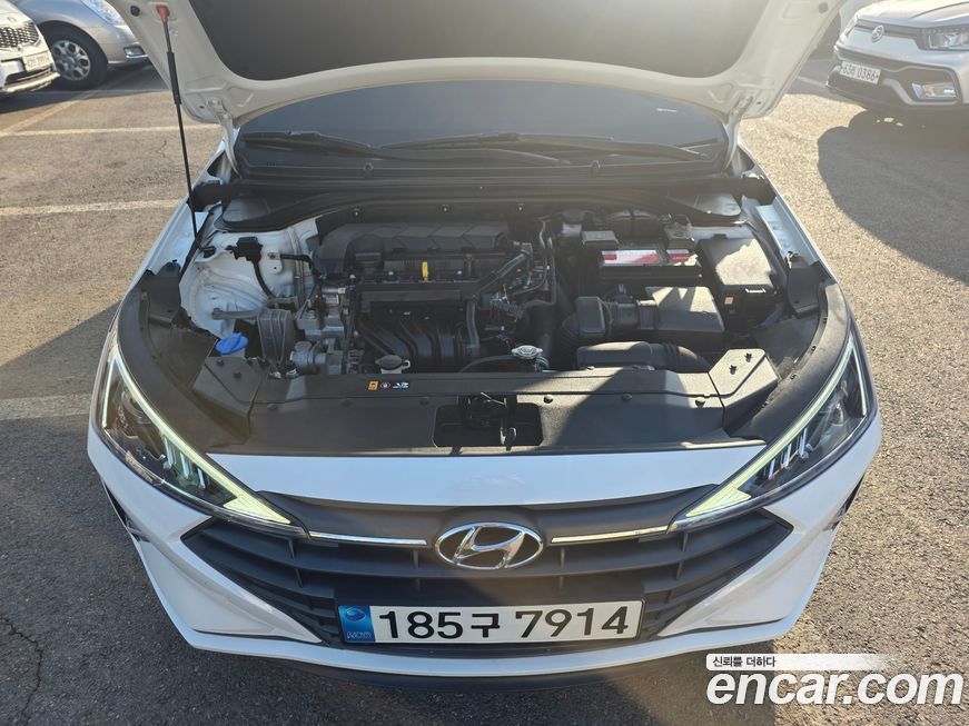 Hyundai AVANTE 2019