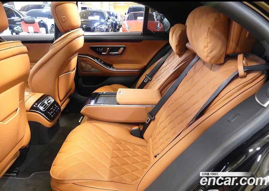 Mercedes-Benz S-Class 2023