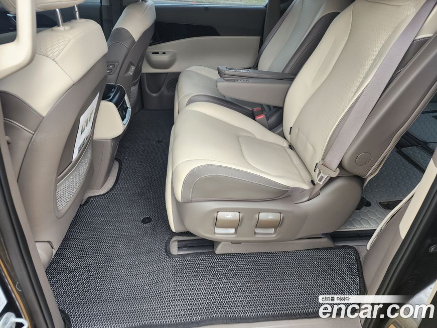Kia Canival 2024