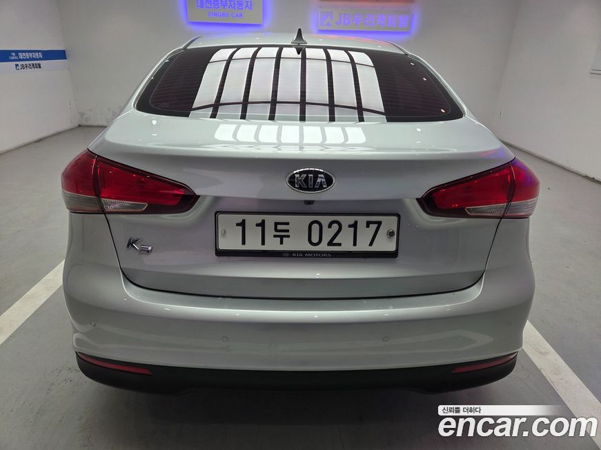 Kia K3 2016