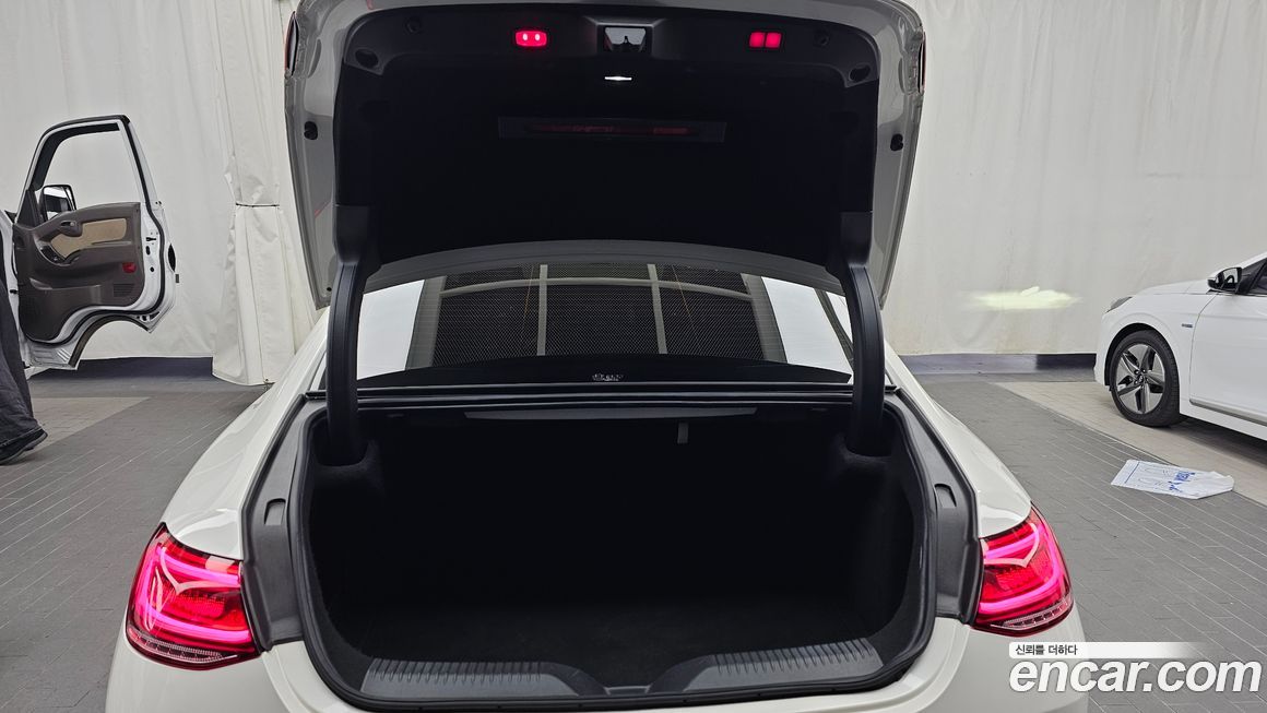 Mercedes-Benz CLS-Class 2019