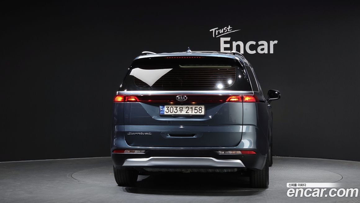 Kia Canival 2021