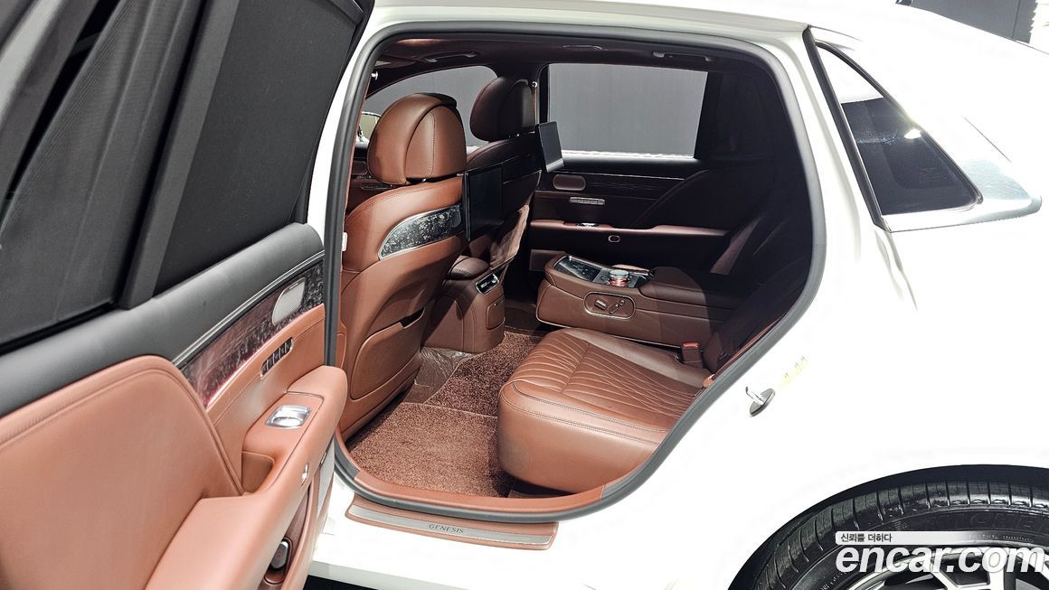 Genesis G90 2022
