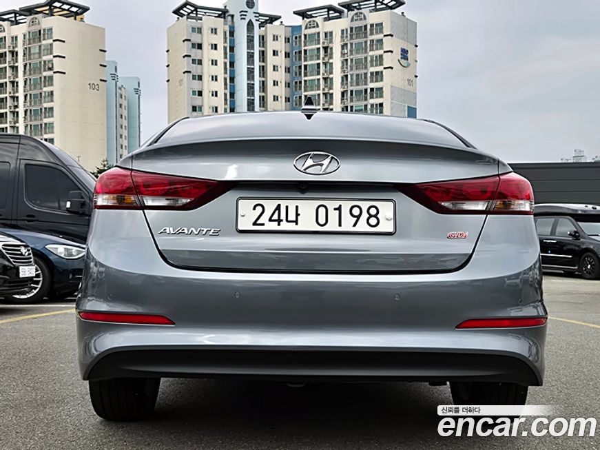 Hyundai AVANTE 2016