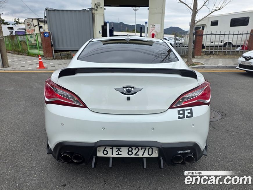 Hyundai Genesis 2014