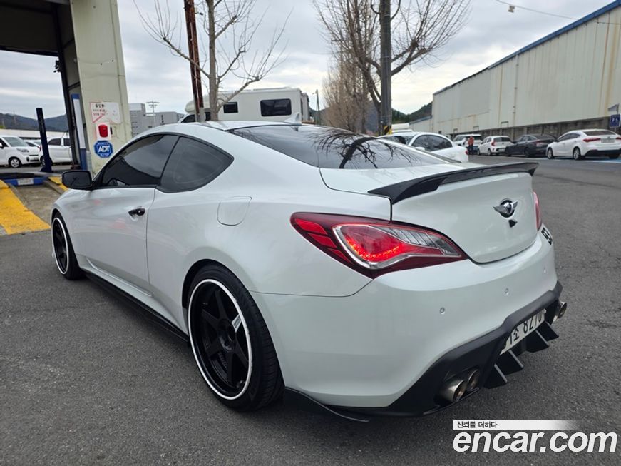 Hyundai Genesis 2014