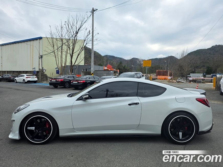 Hyundai Genesis 2014